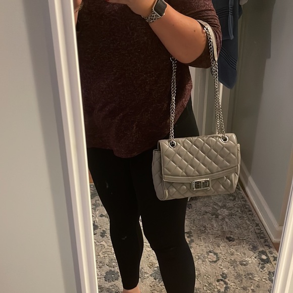 Michael Kors quilted flap closure shoulder bag - Picture 3 of 6